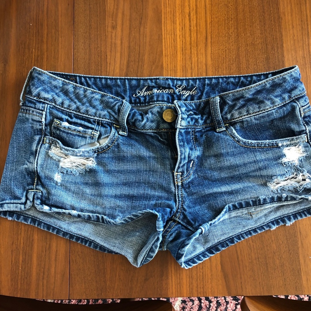 AE Short Ripped Denim Shorts SZ4